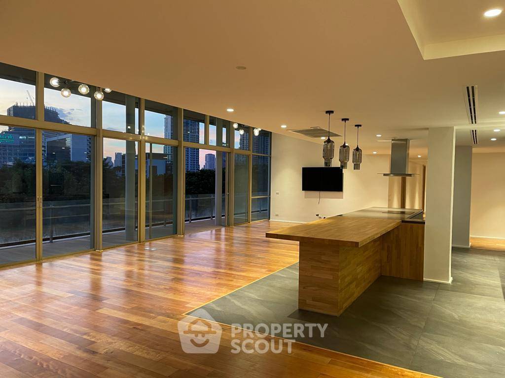 picture 5-BR Condo at Ficus Lane Condominium near BTS Phra Khanong (ID 511001) - 1/31