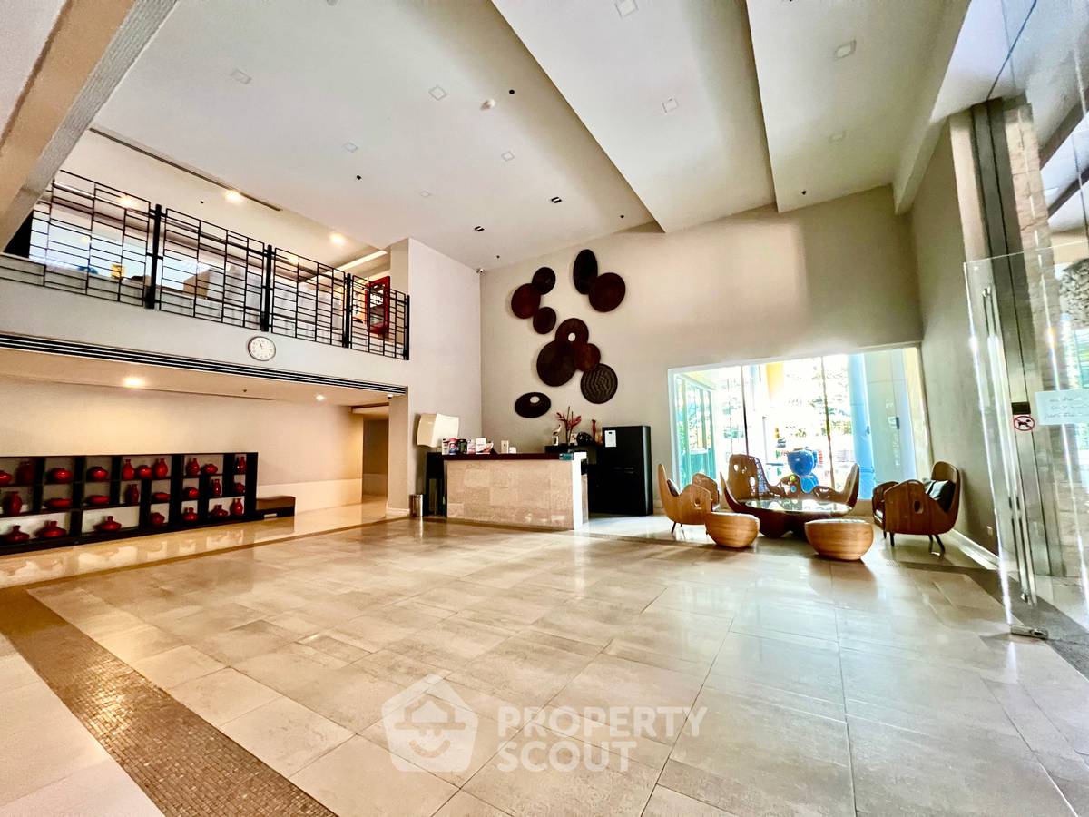 picture 1-BR Condo at Sukhumvit City Resort Condominium near BTS Nana (ID 1275046) - 12/12