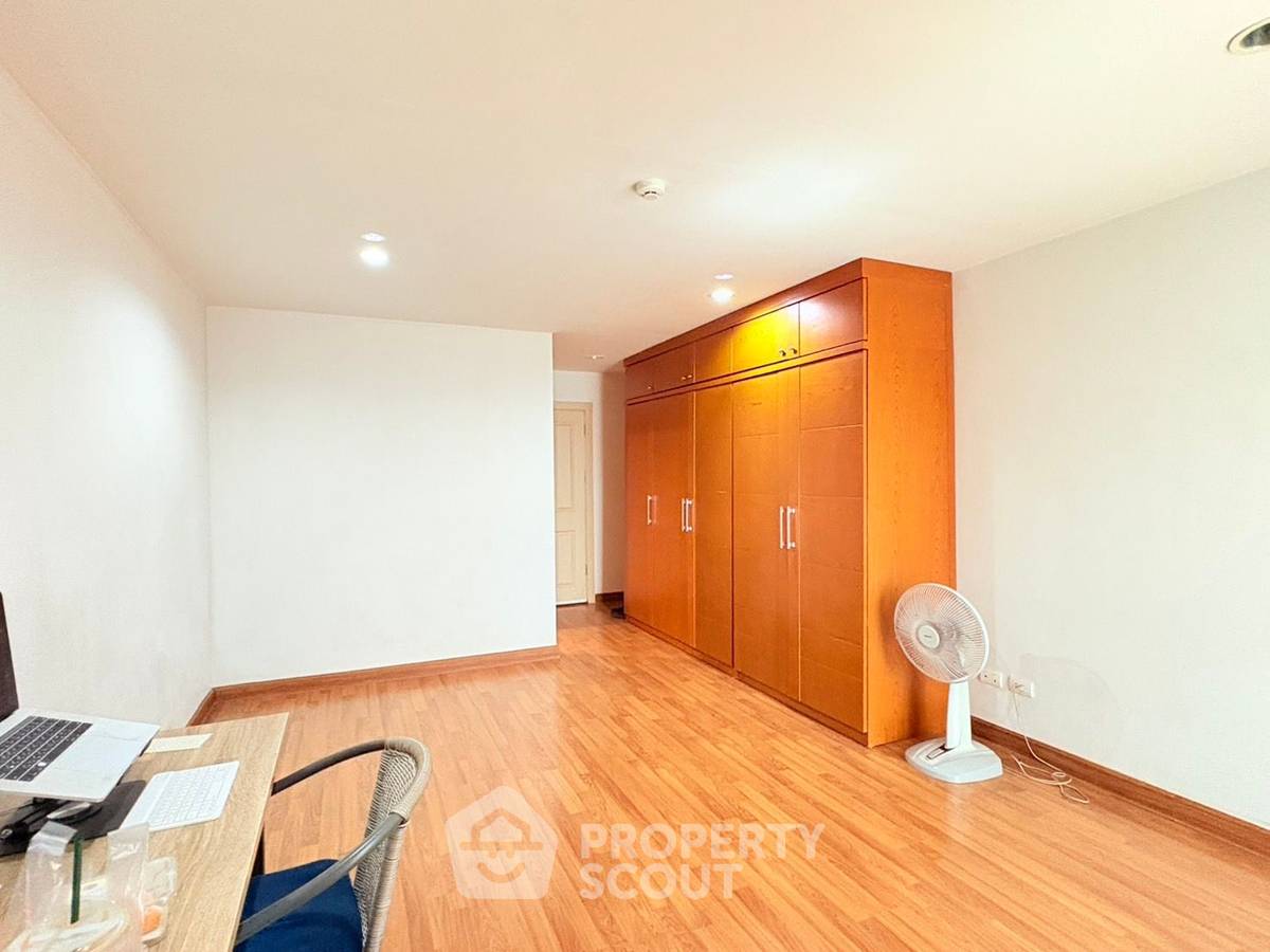 picture 1-BR Condo at Regent Home 22 Sukhumvit 85 near BTS On Nut (ID 2207676) - 2/5
