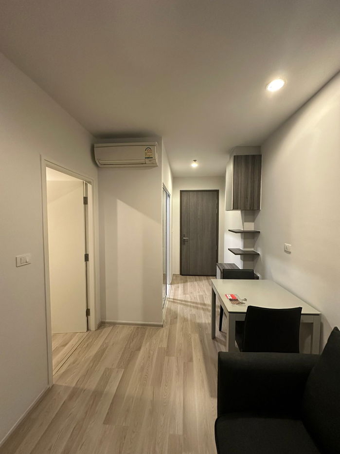 picture CO_RD07 Centric Ratchada - Huai Khwang, Room available for rent. Line: @cgestate - 6/10