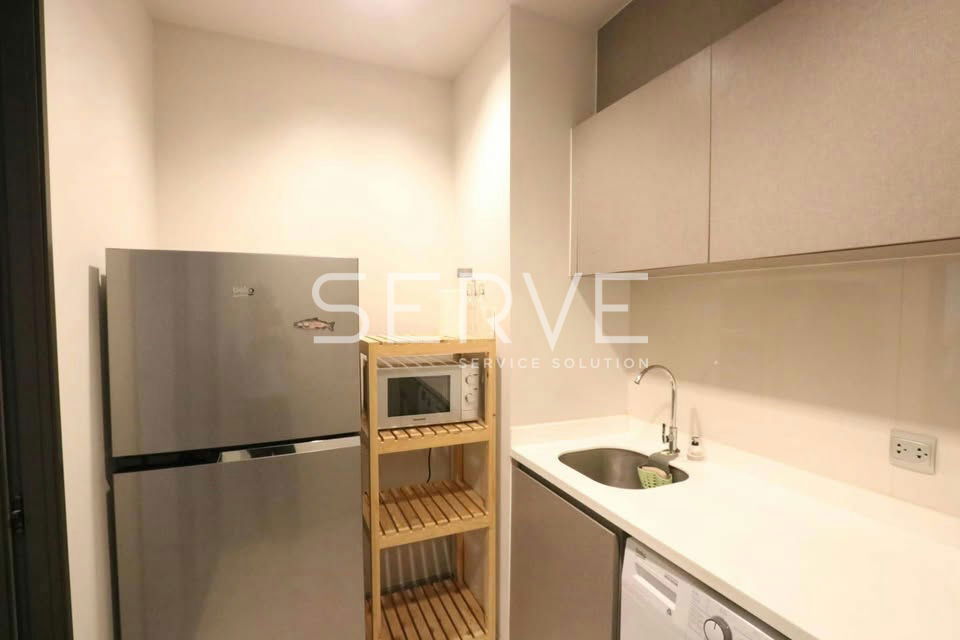 picture 1 Bed  High Floor City View Fully furnished Good Location Close to MRT Phra Ram 9  220 m.  @ Life Asoke - Rama 9 - 3/7