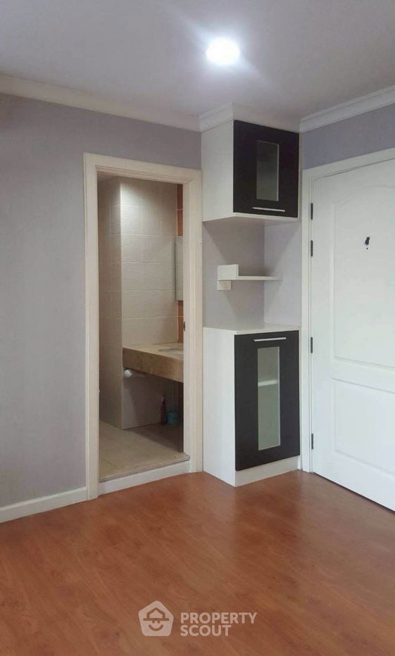 picture 2-BR Condo at Lumpini Suite Sukhumvit 41 near BTS Phrom Phong (ID 2248451) - 3/9