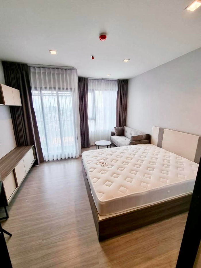 picture code : B122 Life Sathorn Sierra - 1/8