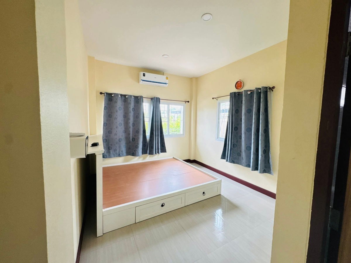 picture Single house for rent, good atmosphere, Chak Nok, Pattaya, small pets allowed - 11/22