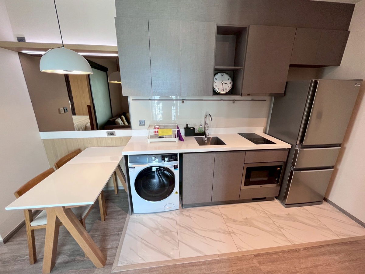 picture For Rent Rhythm Ekkamai 1 bedroom Corner room - 3/13