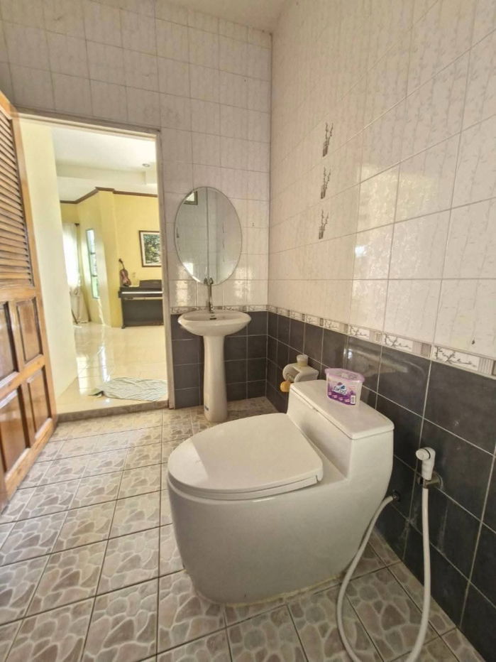 picture Pool Villa in Sattahip for Sale - 10/12