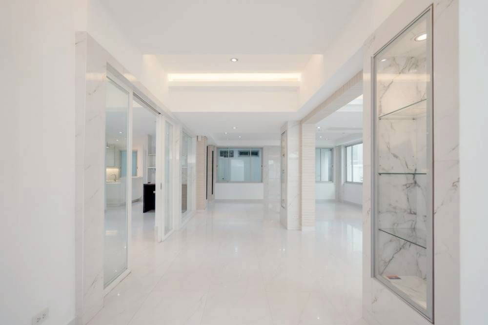 รูป ★ Rare Unit ★ ทาวน์โฮม 3 ชั้น 4 ห้องนอน 6 ห้องน้ำ 2 ที่จอดรถ | ขนาดที่ดิน 48.00 ตร.ว. พื้นที่ใช้สอย 440.00 ตร.ม. | ใกล้ BTS อโศก, รงเรียนนานาชาติ NIST - รูปที่ 12/20