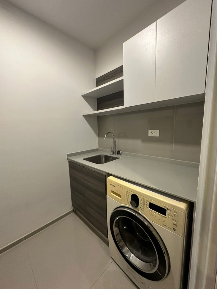 picture CO_RD07 Centric Ratchada - Huai Khwang, Room available for rent. Line: @cgestate - 8/10