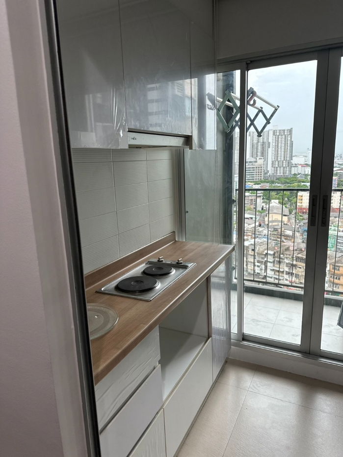 picture U Delight Rattanathibet Condominium  Floor: 18th  Size: 31 sq.m.  🚆 Near MRT Nonthaburi Civic Center - 7/11