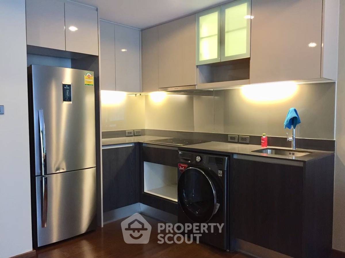 picture 2-BR Condo at The Hudson Sathorn 7 near BTS Chong Nonsi (ID 1010195) - 3/9