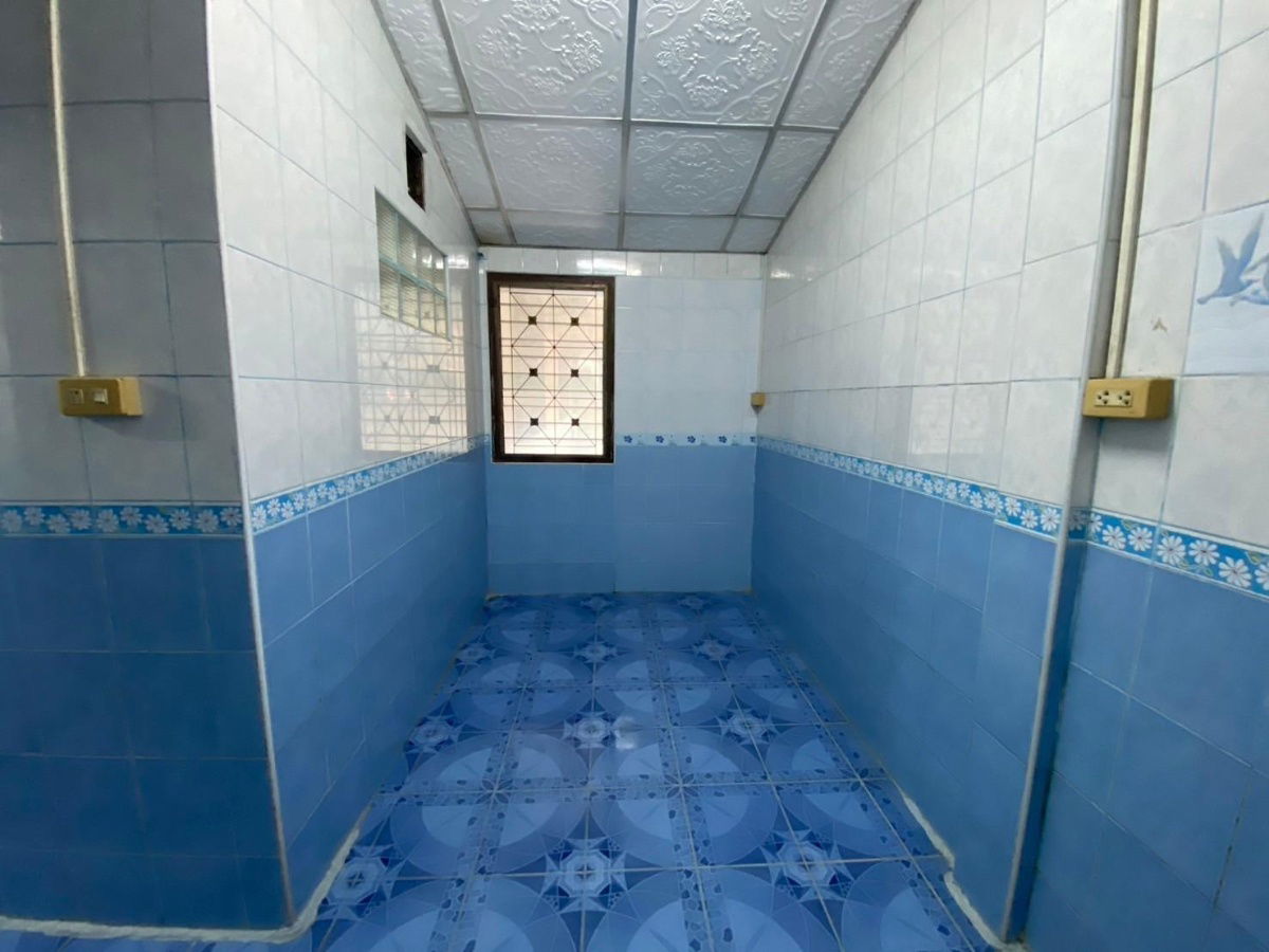 picture Corner Single-Storey House for Sale in Burapha Villa 12, Don Mueang, Bangkok - 11/15