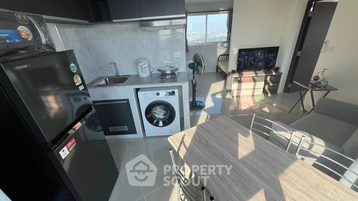 picture 2-BR Condo at Assakarn Place Srinakarin near ARL Hua Mak (ID 1954221) - 4/13