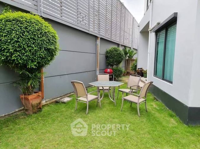 4-bed house for rent, 193 sqm, 65.7 sq wah, Setthasiri Krungthep Kreetha