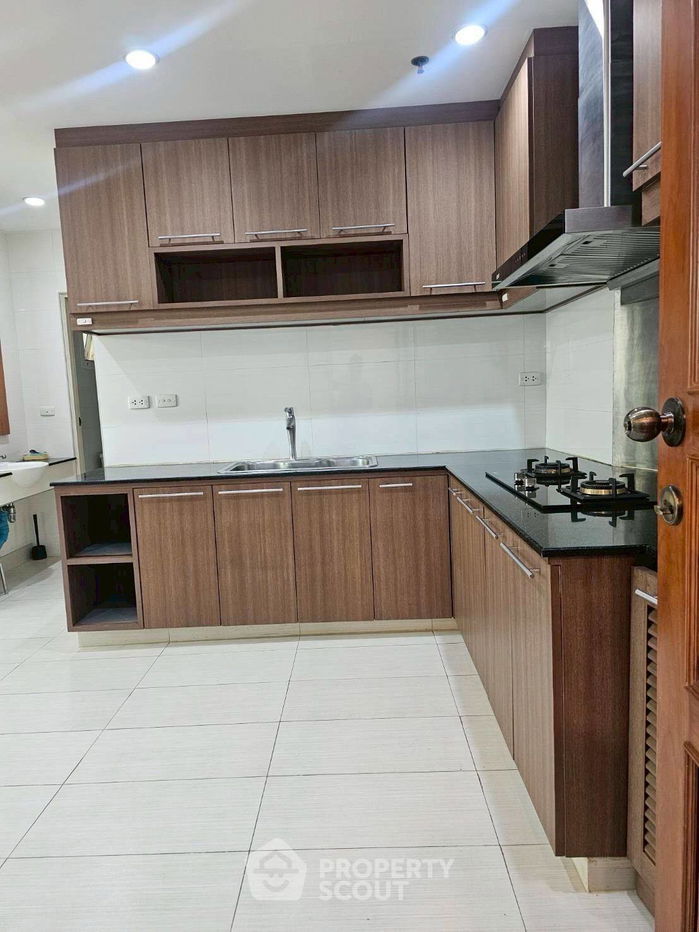 รูป คอนโด 5-ห้องนอน ที่ นิชดา ธานี ใน บางตลาด (ID 2101099) - รูปที่ 14/24