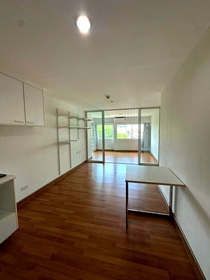 Condos for sale MRT Sutthisan : For Sell Condo GRENE SUTHISARN Building 1, Floor 4,1 bed room, Room size 34 sqm