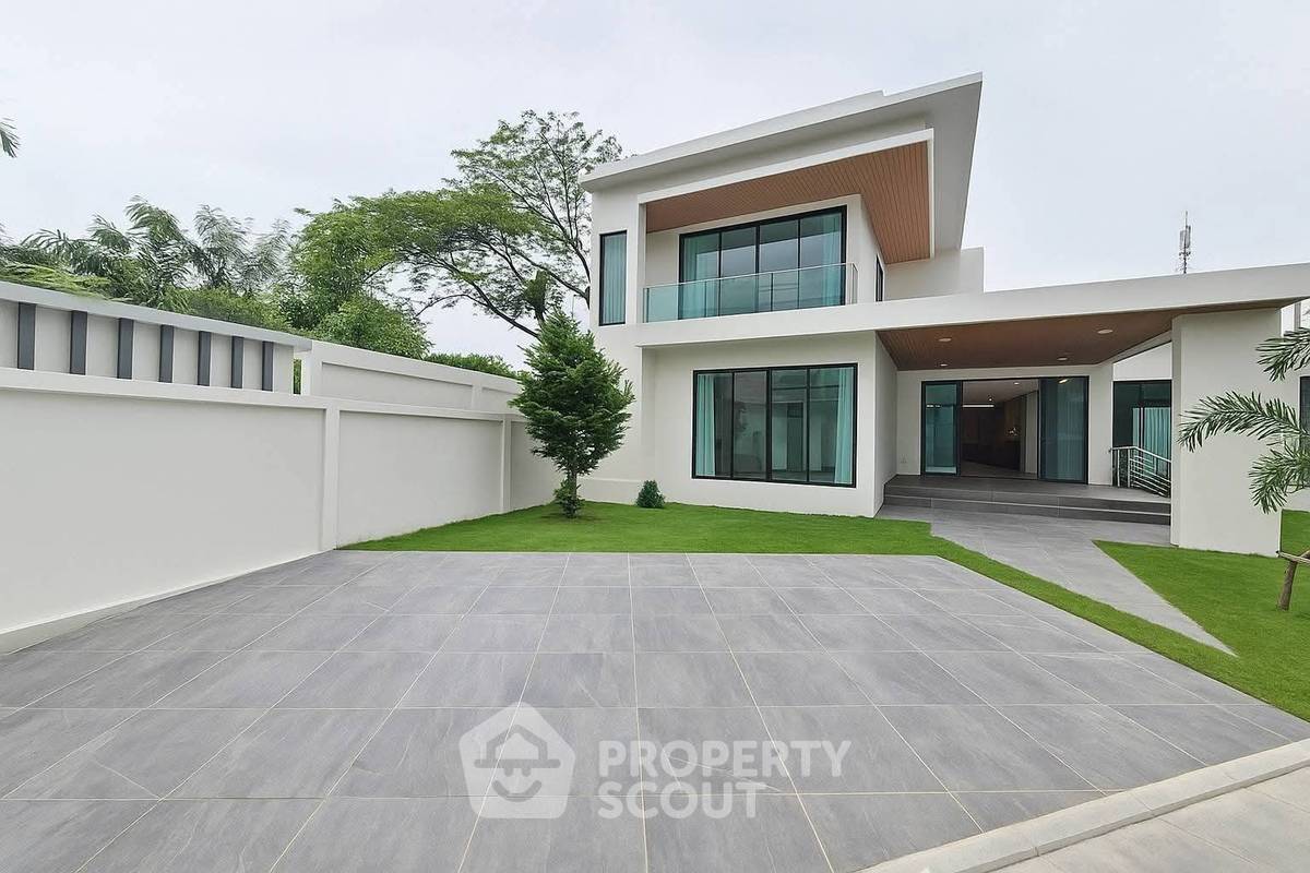 รูป วิลล่า 4-ห้องนอน ใกล้ เมืองพัทยา (ID 2259674) - รูปที่ 4/20
