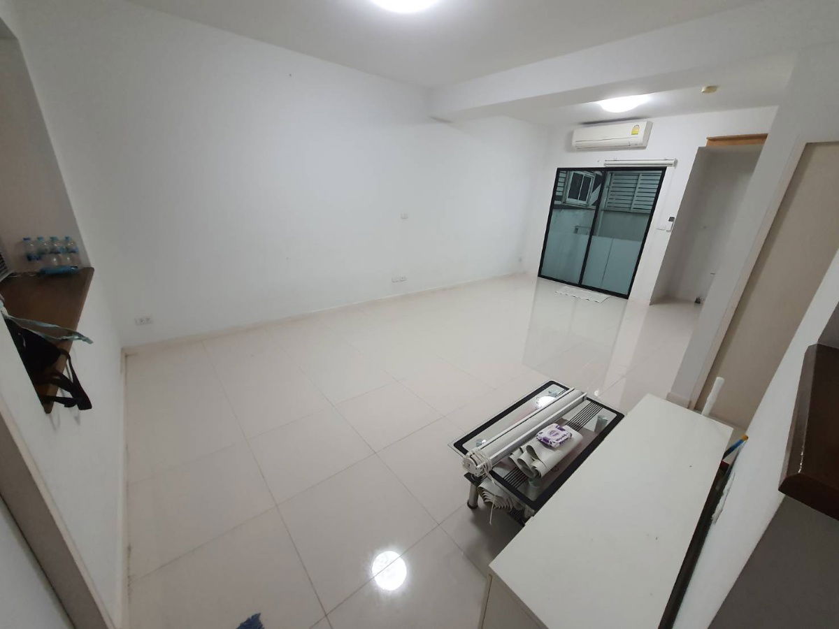 รูป 🏡 ทาวน์โฮม 3 ชั้น หลังมุม “บ้านใหม่ 2 พุทธบูชา 36” เพียง 12000 เอาเฟอร์ 15000 - รูปที่ 5/17