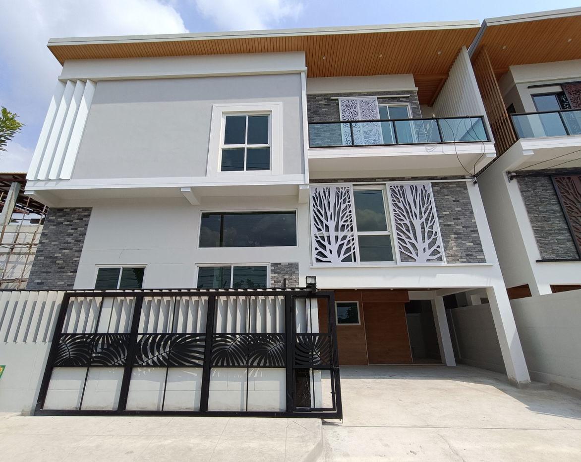 รูป บ้านเดี่ยวใหม่พร้อมอยู่   ดีไซน์โมเดิร์น ใจกลางพัฒนาการ - รูปที่ 1/11