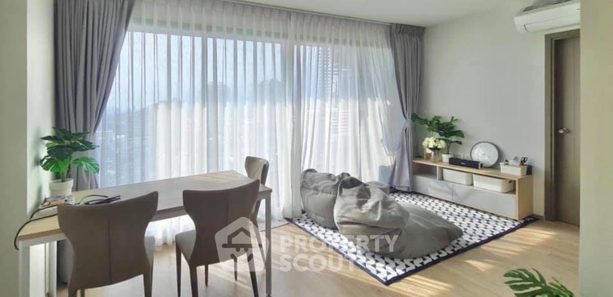 picture 2-BR Condo at Ideo O2 near BTS Bang Na (ID 576305) - 1/8