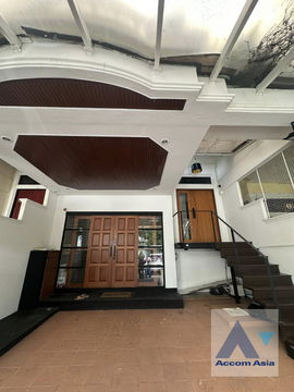🔼🔽 AccomA 📩  3 BR Townhouse @The Parklane 12 (AA44467)