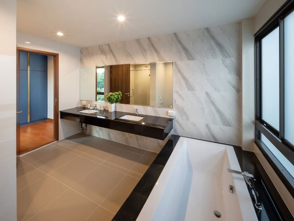 รูป ด่วน ขาย PALM SPRINGS PRIVATO พร้อมสระว่ายน้ำส่วนตัวเพียง 24 ล้านบาท  - รูปที่ 4/5