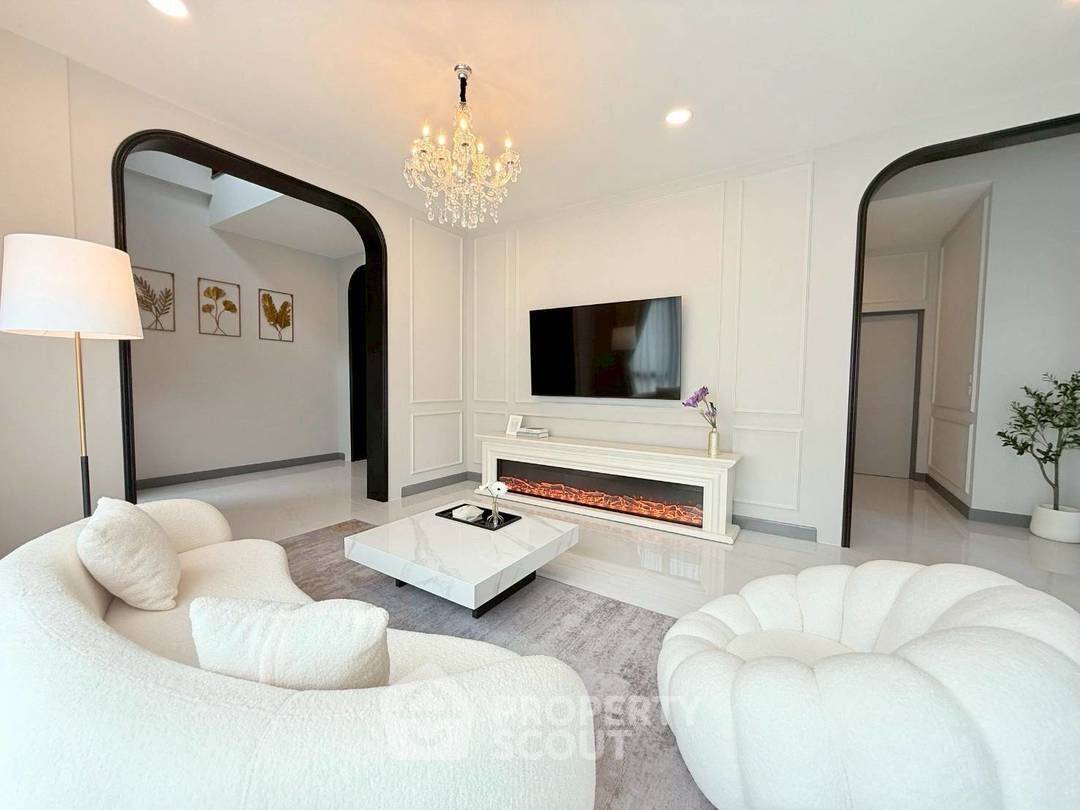 picture 5-BR House at The City Bangna in Bang Kaeo (ID 2261648) - 2/20