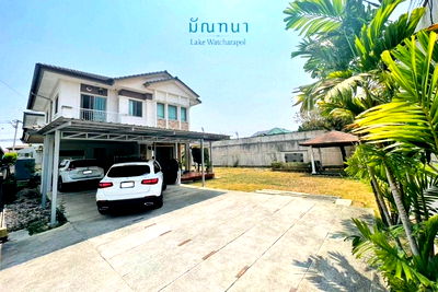 บ้านเดี่ยว กรุงเทพมหานคร : บ้านเดี่ยว "หลังมุม" 120 ตร.ว มัณฑนา เลควัชรพล . สำหรับคนต้องการพื้นที่เยอะ และ ส่วนตัว
