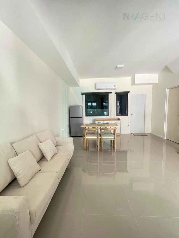 picture 📌 For Rent 2-story Townhouse PLENO PHAHOLYOTHIN 3 bedroom 2 bathroom - 4/8