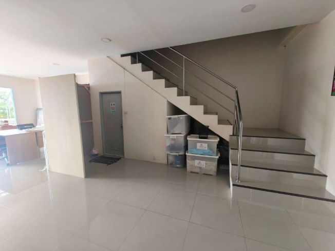 รูป เช่าหรือขาย โรงงาน โกดัง พร้อมออฟฟิศ 2 ชั้น ขนาด 280 ตร.ว. ซอยราษฎร์สามัคคี นาดี สมุทรสาคร - รูปที่ 6/12