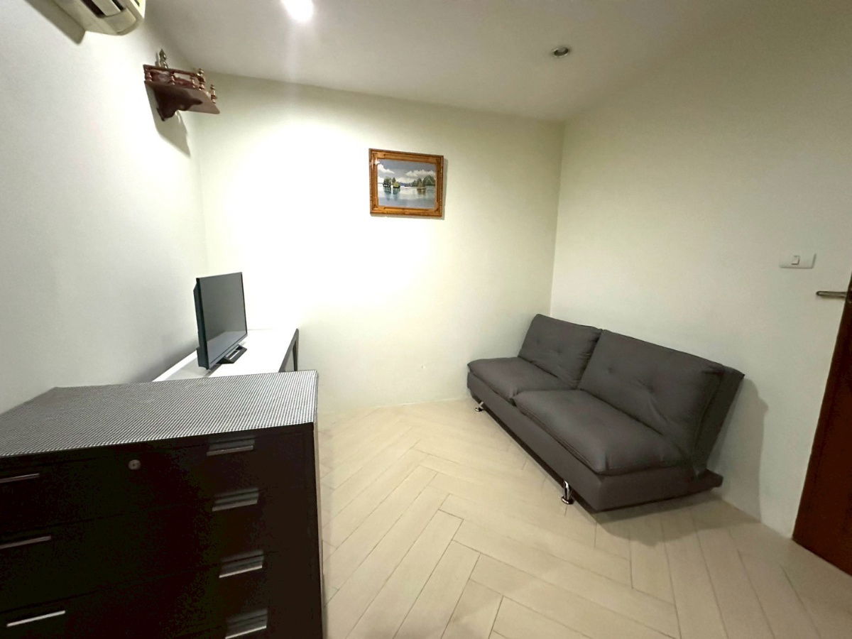 picture Code: KJ8288  for rent Klang Krung Resort // Line ID: @kjcondo (with @) // - 5/6