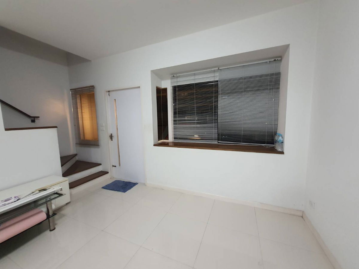 รูป 🏡 ทาวน์โฮม 3 ชั้น หลังมุม “บ้านใหม่ 2 พุทธบูชา 36” เพียง 12000 เอาเฟอร์ 15000 - รูปที่ 6/17