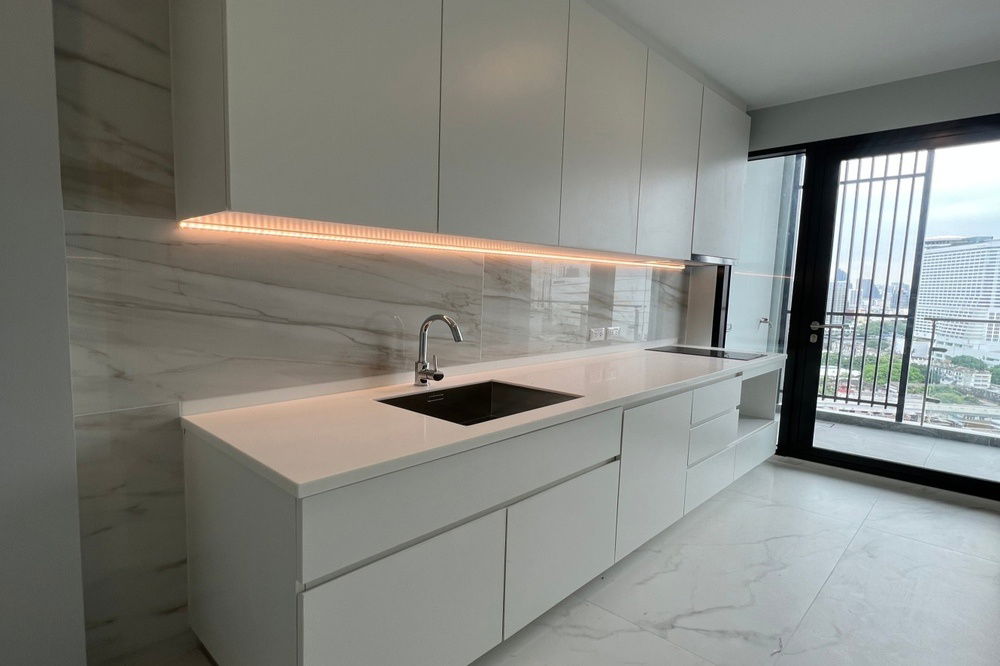 picture 🔥 For Sale !!🔥 Code C20221206498........Supalai Premier Charoen Nakhon, 2 bedroom, 2 bathroom, high floor 21++, Parlty Furnished, Special Deal!!📣📣 - 8/10
