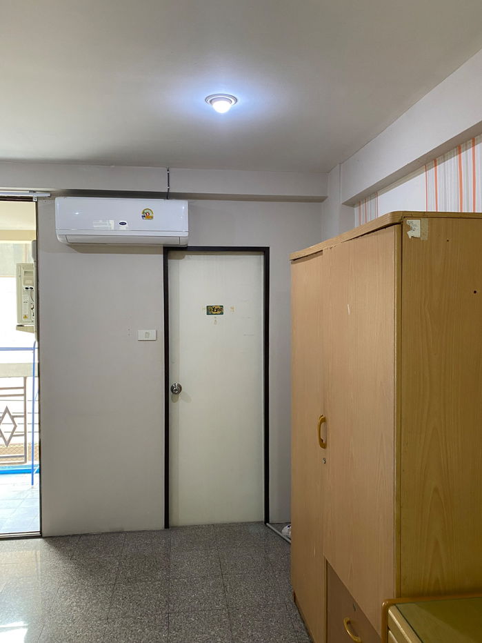 picture Room For rent Bang Lamphu Place  - 7/14