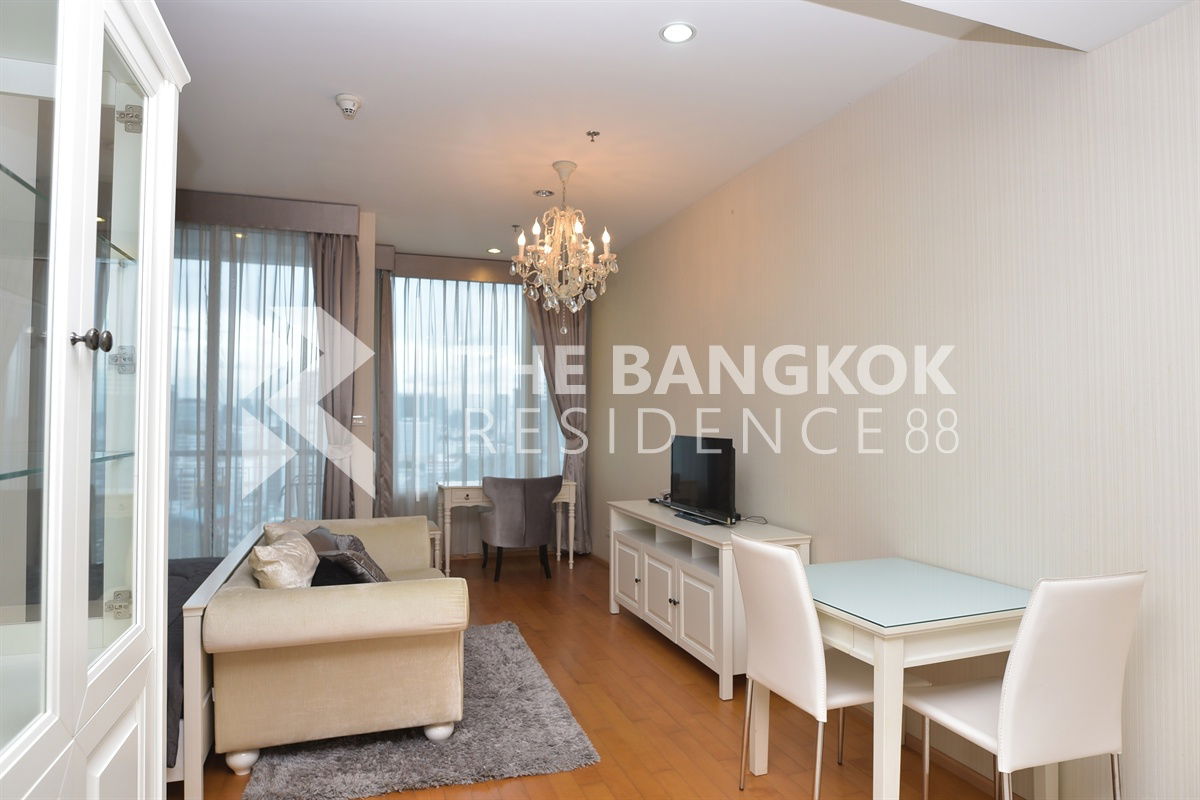 รูป Urgent Hot Deal Villa Racahthewi Studio 40 sqm. 19K/Month Call Khun Aumi 0658209572 - รูปที่ 2/4