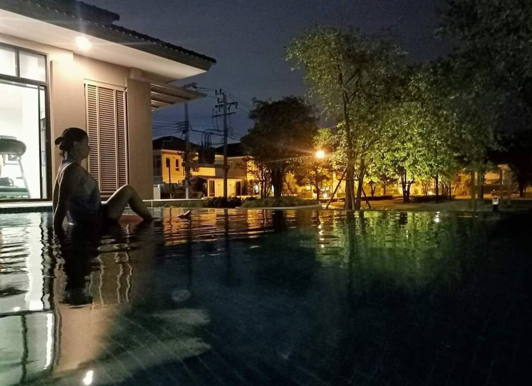 รูป ขายด่วน บ้านเดี่ยว พร้อมบ้านหลังเล็ก และสระว่ายน้ำส่วนตัวเล็กกลางบ้าน เดอะแพลนท์ ออนนุช-มอเตอร์เวย์ - รูปที่ 3/3