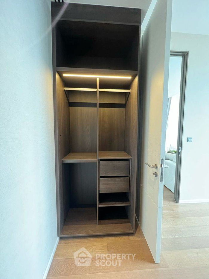 picture 1-BR Condo at KRAAM Sukhumvit 26 near BTS Phrom Phong (ID 894094) - 10/13