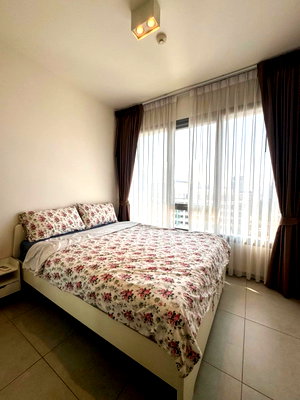 Condos for sale : Foreigner Quota: For sale with tenant at The Lofts Ekkamai, price 9,900,000 baht [JZs250715]