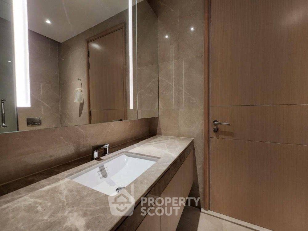 picture 1-BR Condo at Magnolias Waterfront Residences near BTS Saphan Taksin (ID 1449217) - 8/10