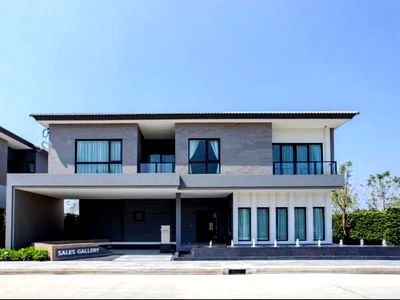 บ้านเดี่ยวให้เช่า : ให้ เช่า บ้านเดี่ยวหลังใหญ่ หลังมุม โครงการเซนโทร บางนา กม.7 (ซอยราชวินิต ใกล้ Mega Bangna)