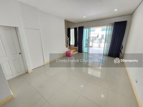 รูป ให้เช่าบ้านกลางเมือง ลาดพร้าว87 20ตรวา. 3ห้องนอน 3น้ำ 2จอด บ้านใหม่มากๆ 28,000/เดือน - รูปที่ 20/54