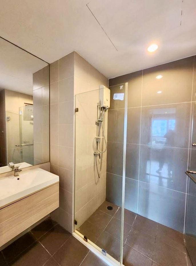 รูป code : B129 ให้เช่าคอนโด เดอะ ไพรเวซี่ รัชดา - สุทธิสาร (The Privacy Ratchada - Sutthisan) | 2 ห้องนอน ห้องมุม วิวโล่ง ใกล้ MRT สุทธิสาร - รูปที่ 8/9