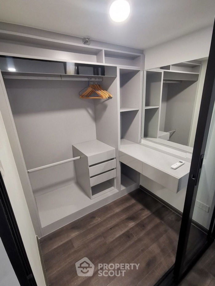picture 2-BR Condo at Knights Bridge Space Rama 9 near MRT Phra Ram 9 (ID 2261949) - 9/15