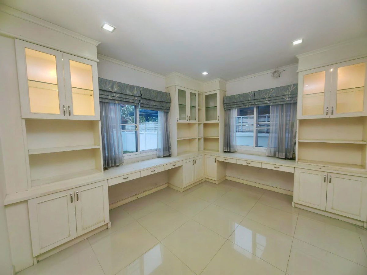 รูป ขายถูก บ้านเดี่ยวติดถนนใหญ่ ขนาด 58.5 ตรว. เค.ซี. พาร์ควิลล์ 3 (K.C. PARKVILLE 3) - รูปที่ 6/15
