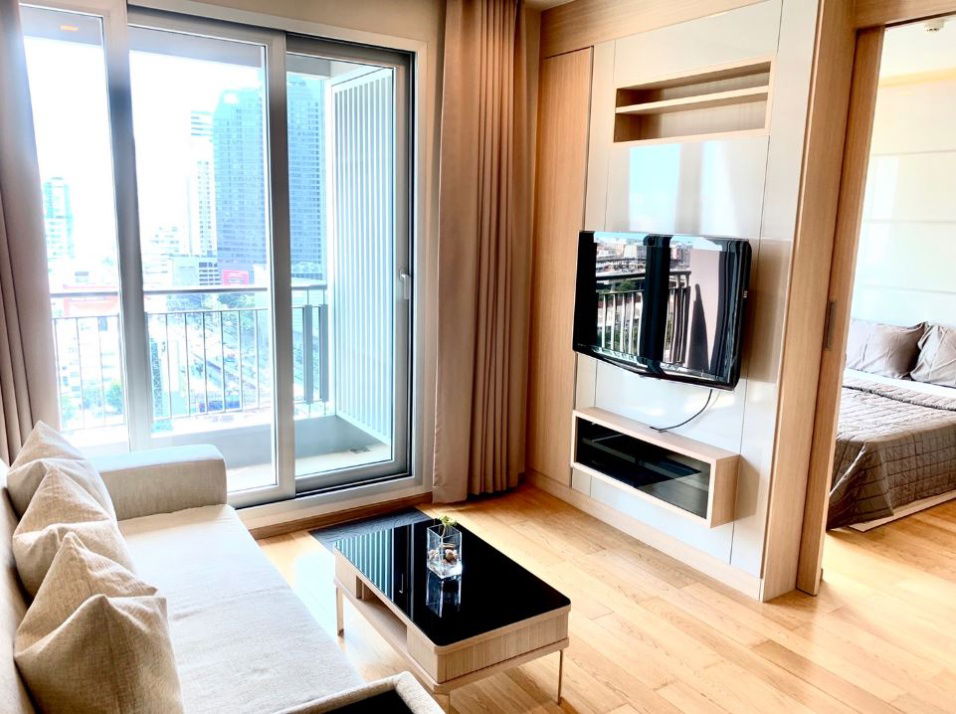 picture For Rent Condo NOBLE AROUND SUKHUMVIT 33 Building 1, Floor 7,1 bed room, Room size 43 sqm - 2/9