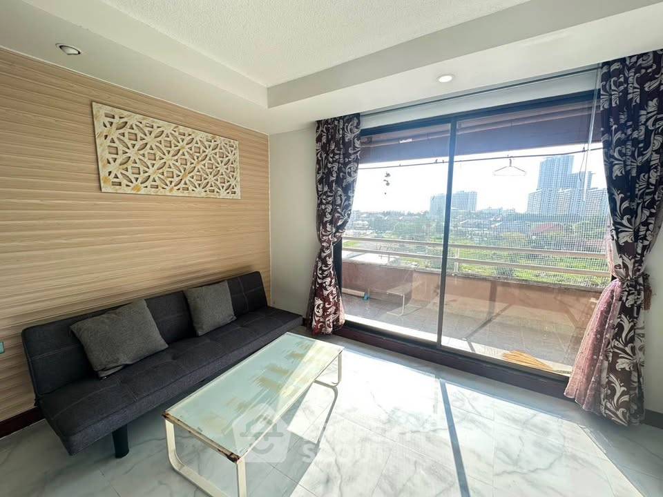 picture Studio Condo at Angket Condominiums close to Pattaya (ID 2262474) - 4/14