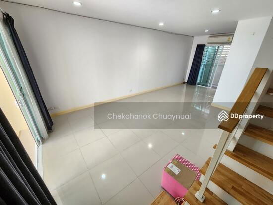 รูป ให้เช่าบ้านกลางเมือง ลาดพร้าว87 20ตรวา. 3ห้องนอน 3น้ำ 2จอด บ้านใหม่มากๆ 28,000/เดือน - รูปที่ 43/54