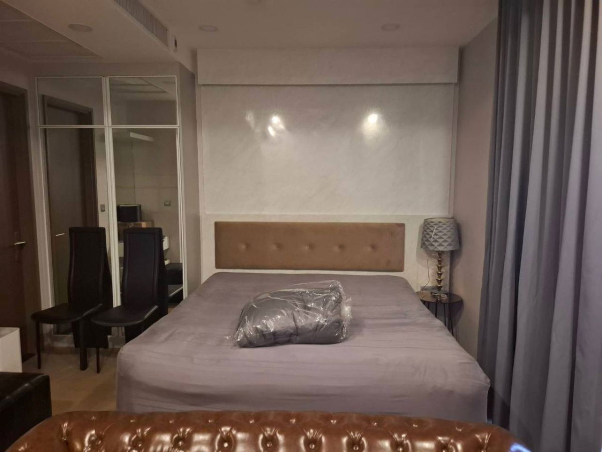รูป Ashton Chula Silom【𝐑𝐄𝐍𝐓】🔥เรียบหรูเหนือระดับ  ดีไซน์โมเดิร์นพรีเมียมทุกมุม🔥  ติดต่อไลน์ไอดี: @hacondo - รูปที่ 2/8