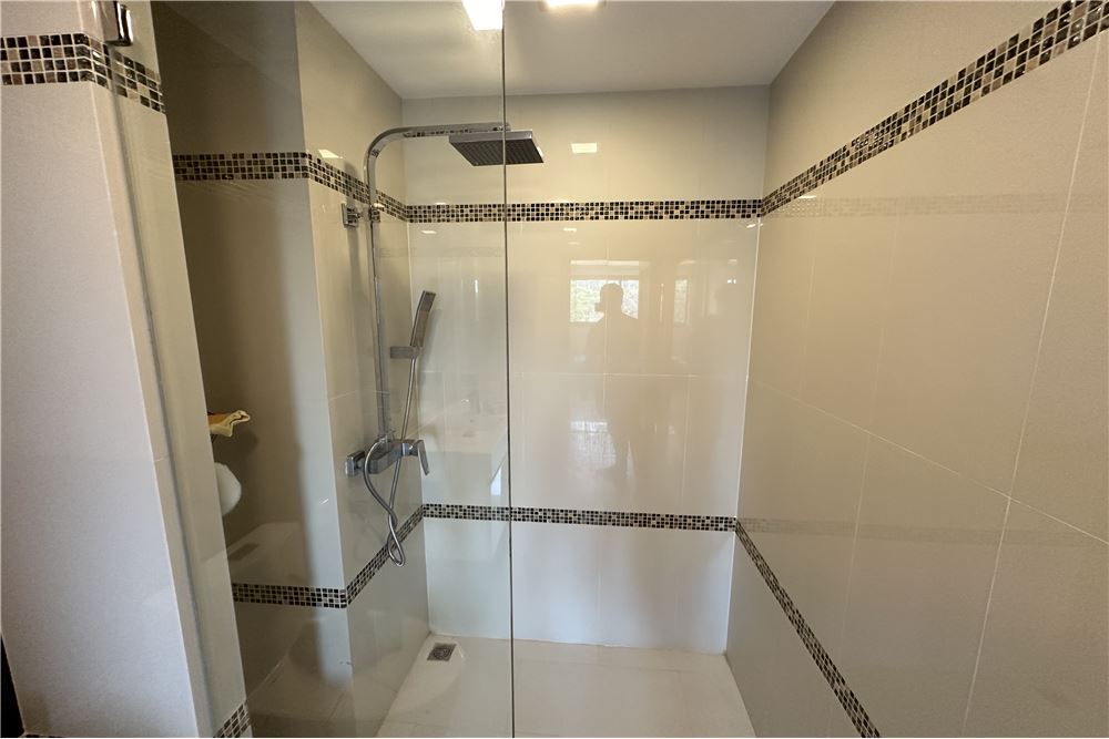 รูป [920471001-1637] One Bedroom Condo for Rent - Club Royal Wongamat - รูปที่ 10/21