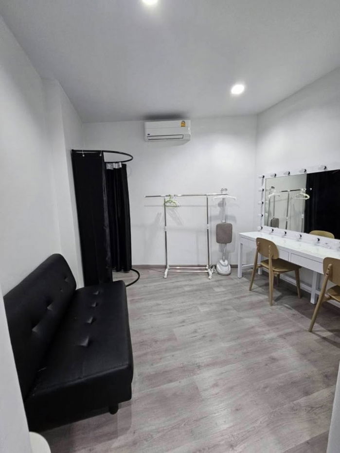 picture Home office for rent near The Nine Rama 9, prime location, suitable for a company/studio/office. - 12/12