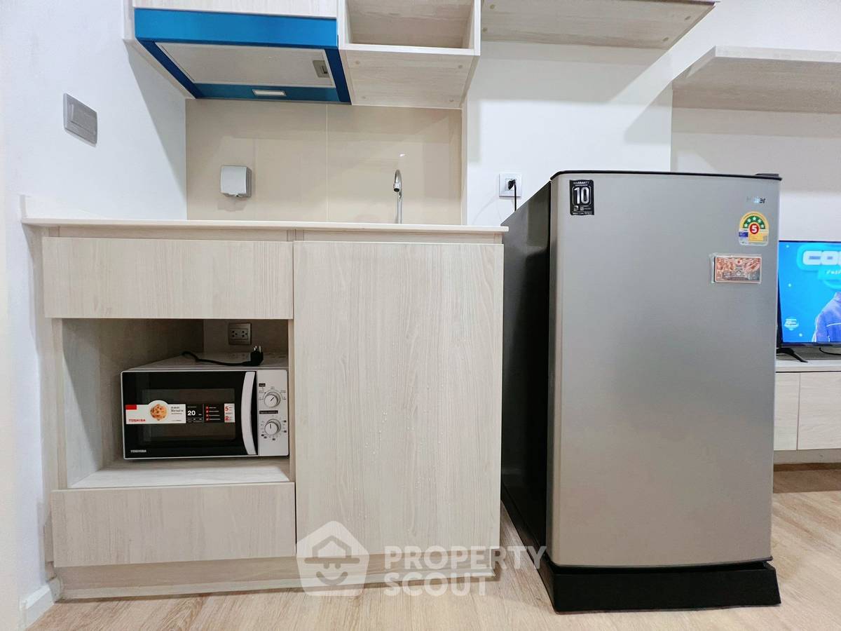 picture Studio Condo at Ivory Ratchada 32 in Chan Kasem (ID 2263738) - 5/11